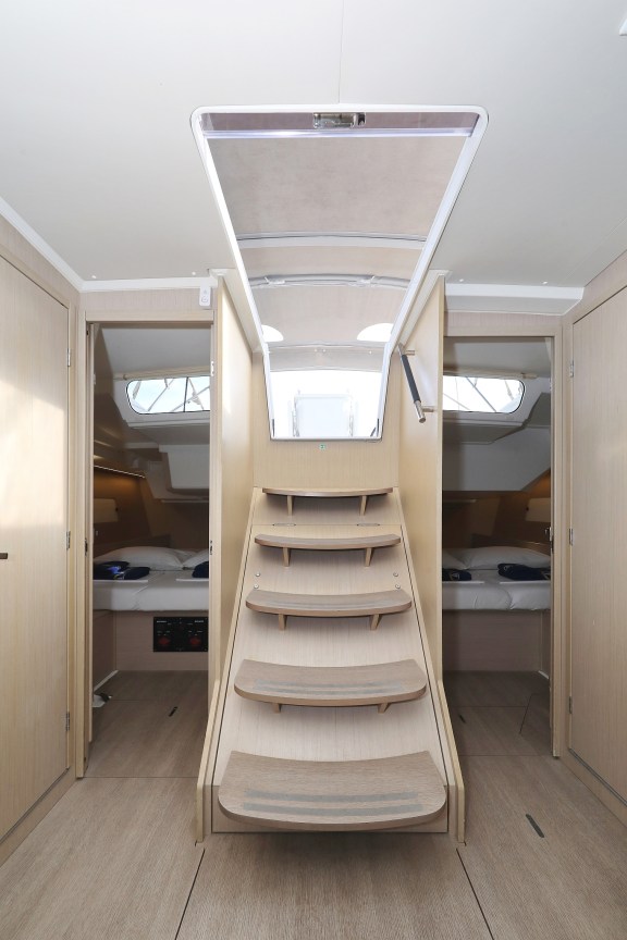 Image of Air 2 yacht #23