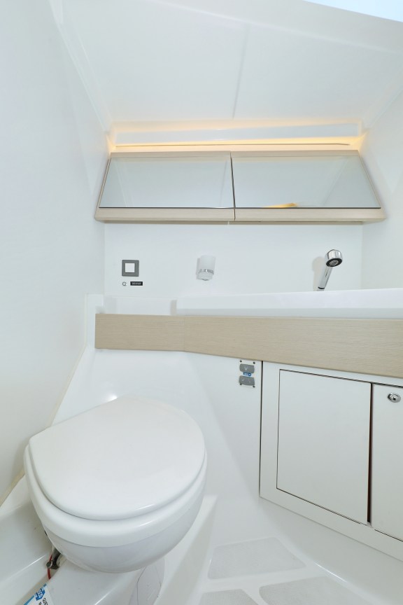 Image of Auf Kurs yacht #38