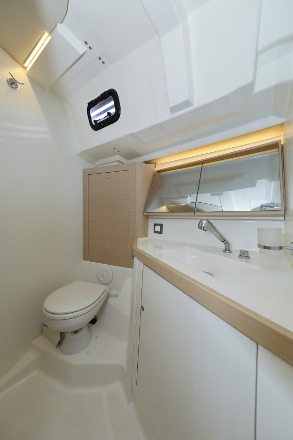 Image of Lambda yacht #30