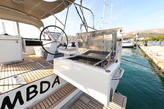 Image of Lambda yacht #43