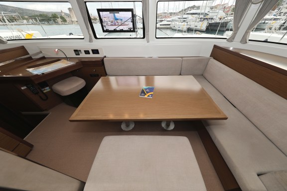 Image of Barbarella III yacht #16