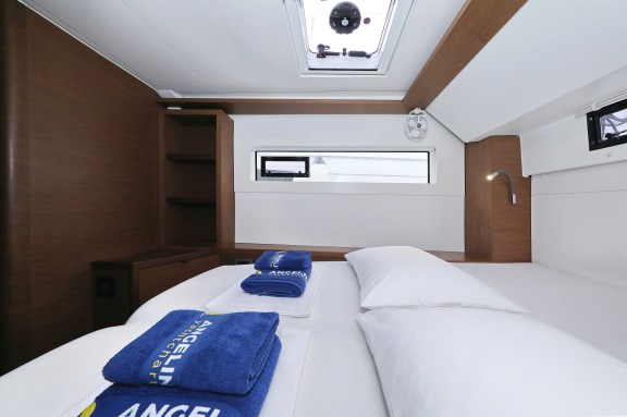 Image of Barbarella III yacht #26