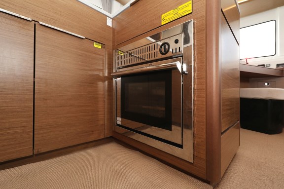 Image of Barbarella III yacht #43