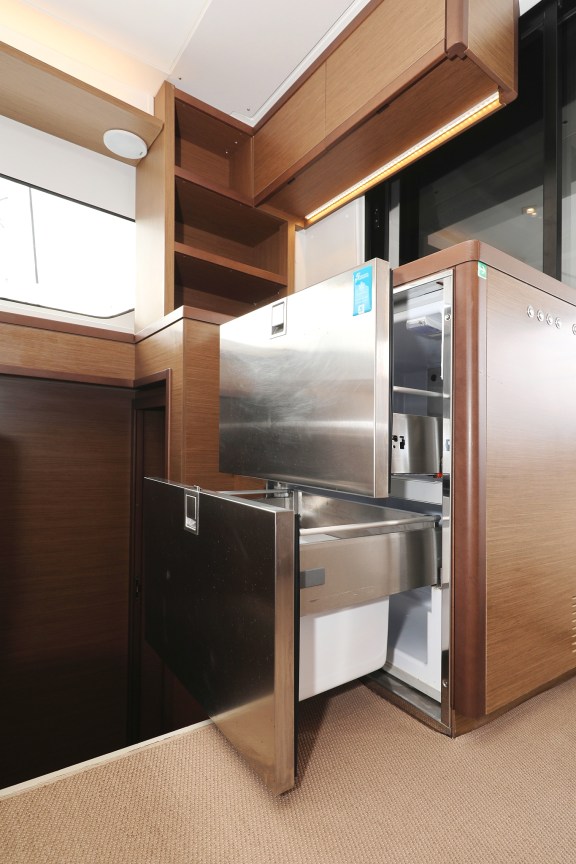 Image of Barbarella III yacht #46