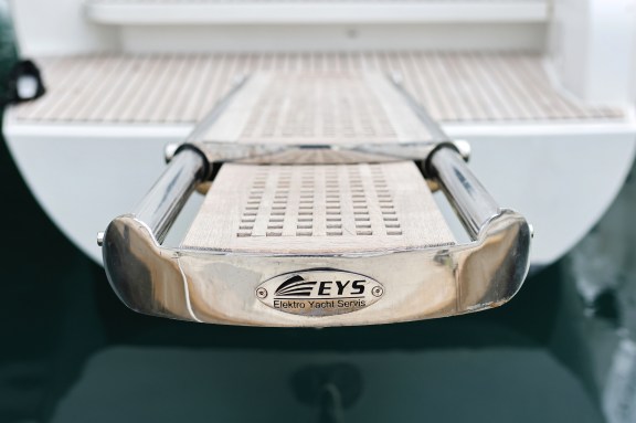 Image of Barbarella III yacht #49