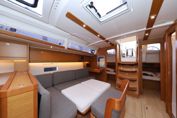 Image of Maryland yacht #48