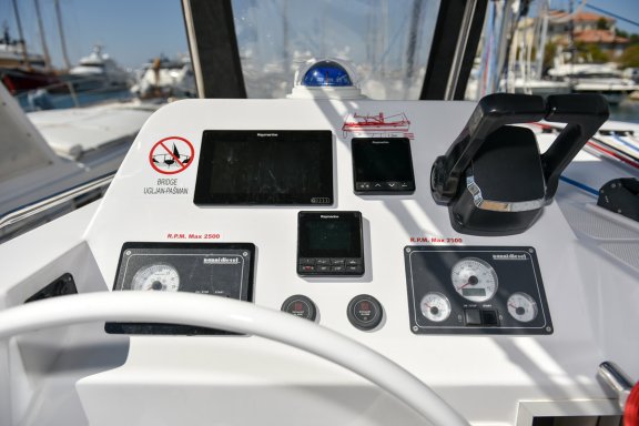 Image of Lauremi yacht #13