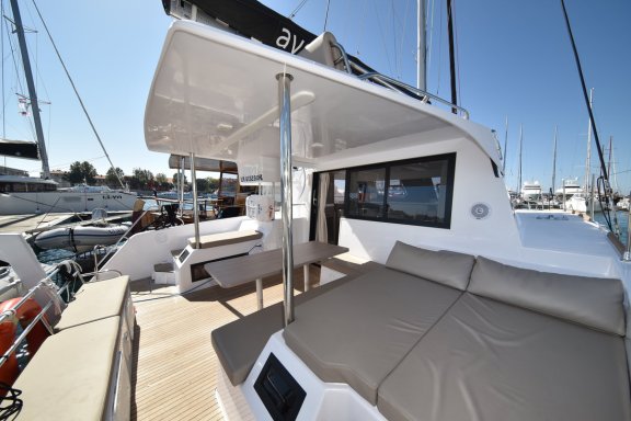 Image of Lauremi yacht #10