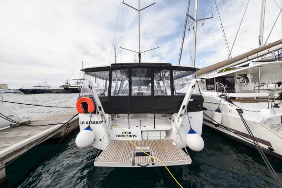 Image of New Horizons yacht #4