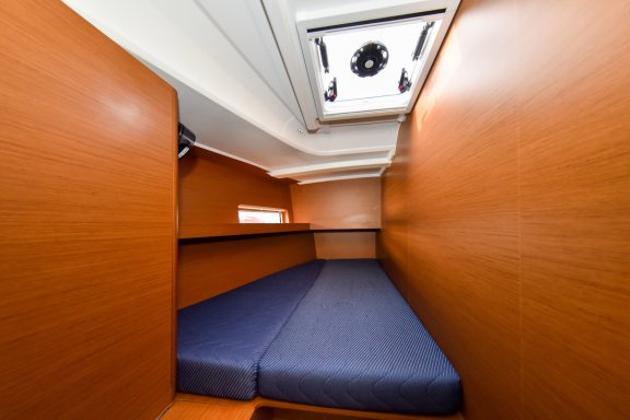 Image of New Horizons yacht #18