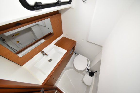 Image of New Horizons yacht #26