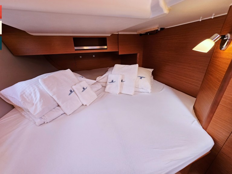 Image of Mimi yacht #36
