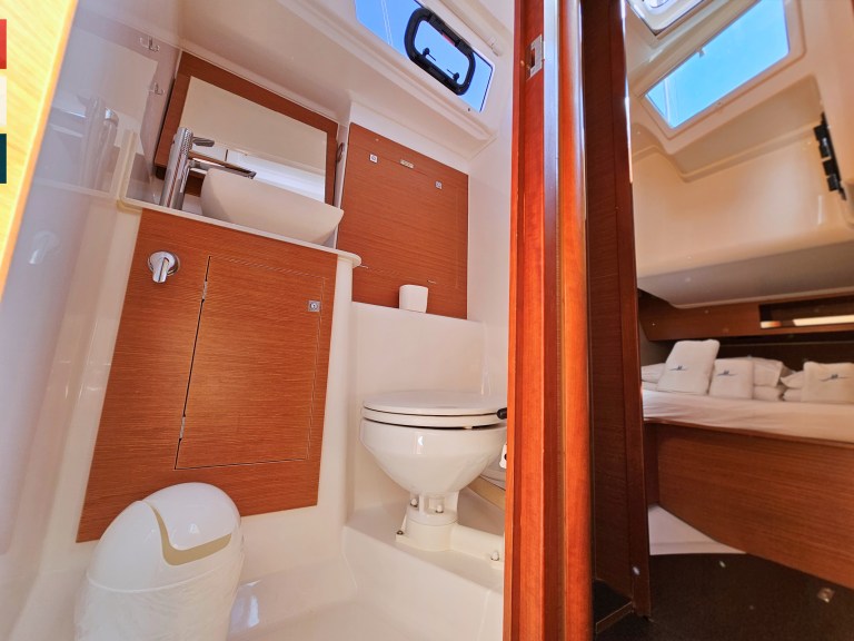 Image of Mimi yacht #38