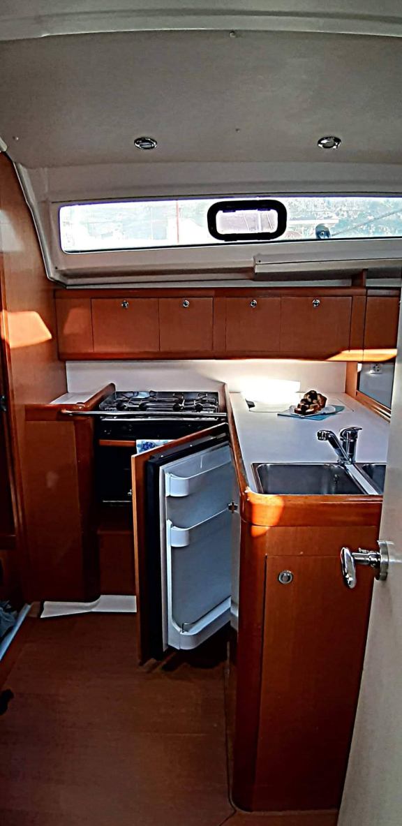 Image of Mary yacht #11