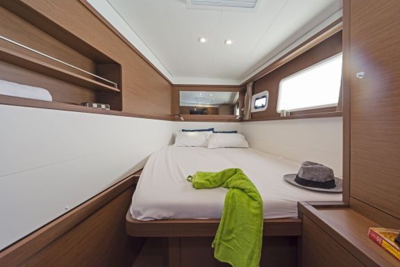 Image of Thetis yacht #16