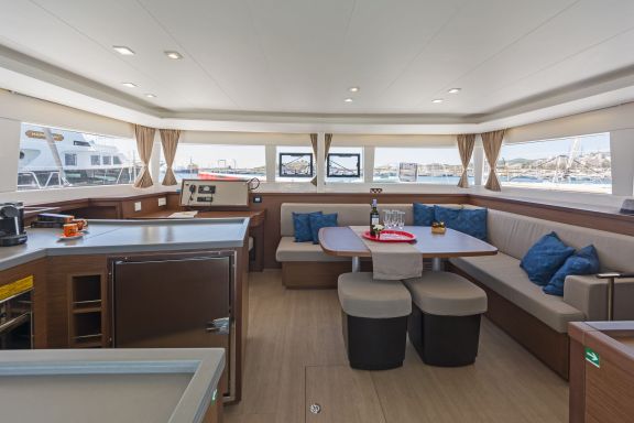 Image of Thetis yacht #18