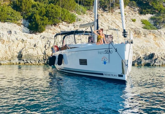 Image of FriendSEAp yacht #3