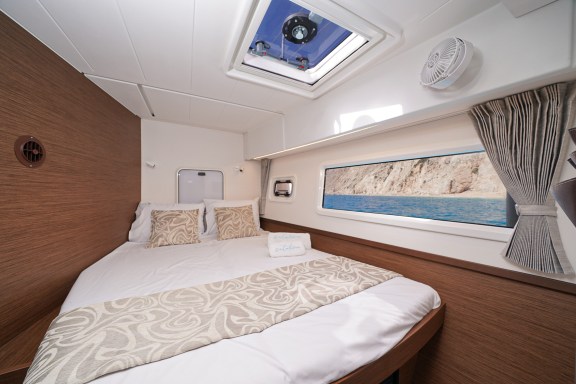 Image of Catalina yacht #4