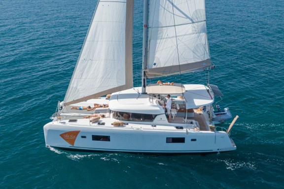 Image of Catalina yacht #7