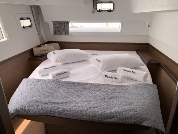 Image of Majorelle Bleu yacht #7