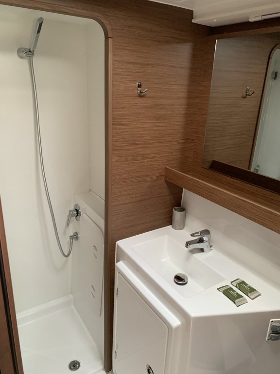 Image of Majorelle Bleu yacht #8