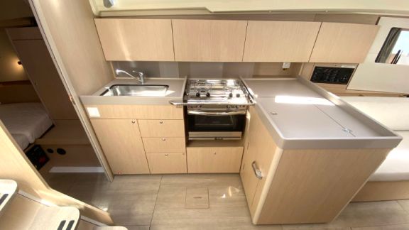 Image of Pauline yacht #11