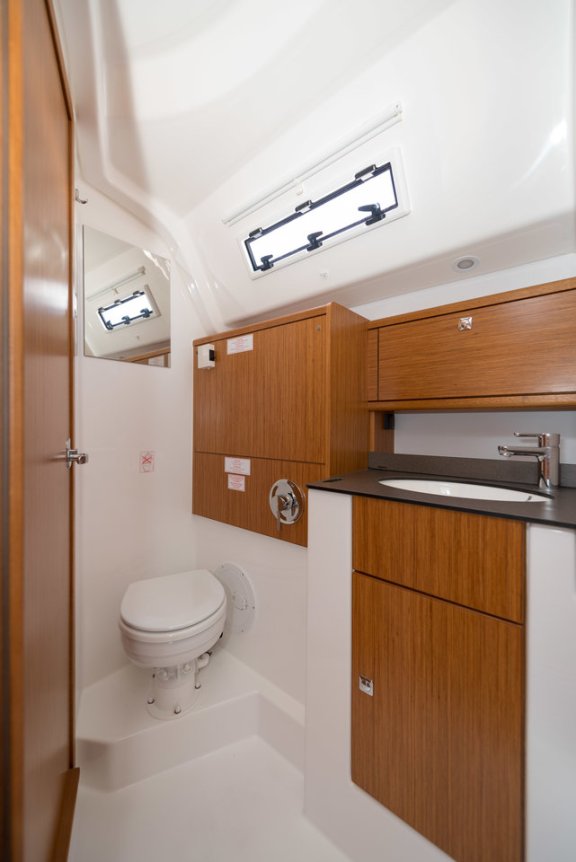 Image of Bubble yacht #13