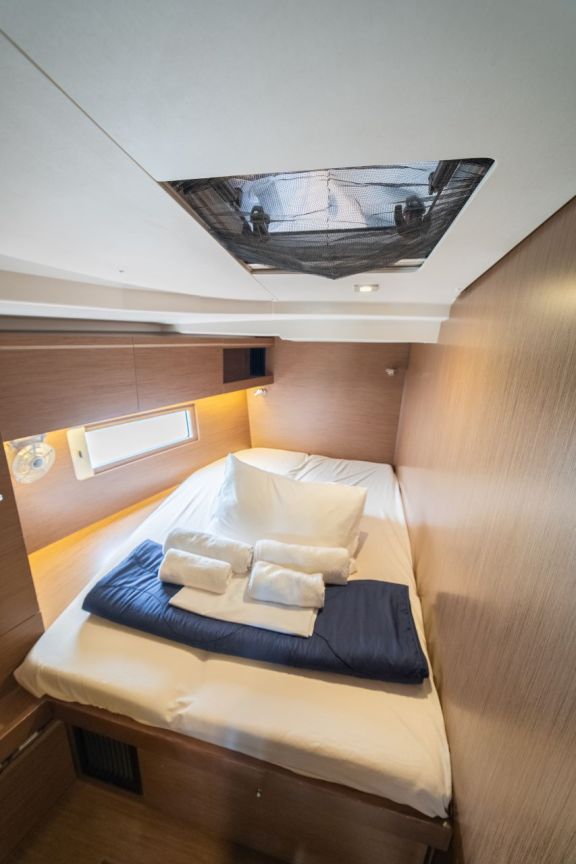 Image of IBERIS yacht #13