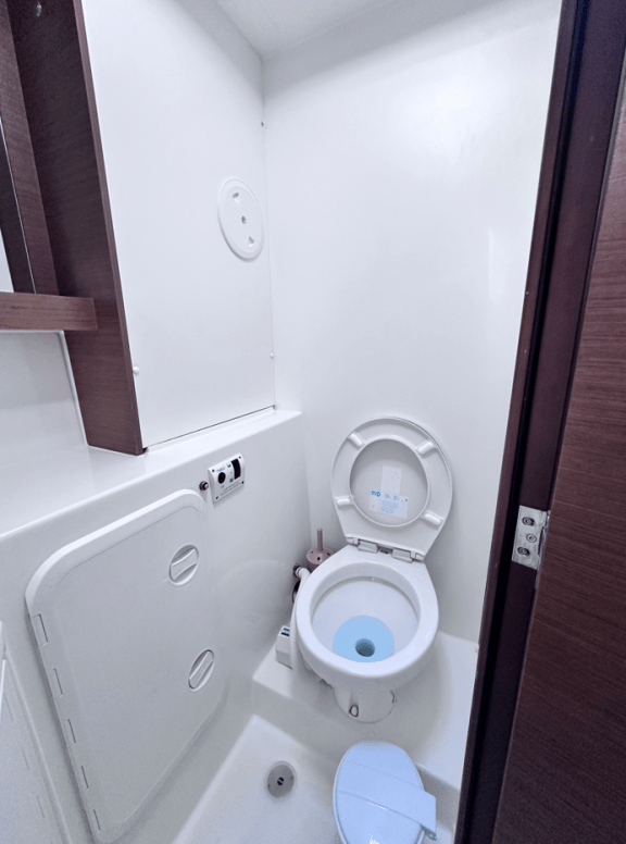 Image of Sea novels yacht #30