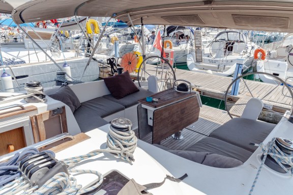 Image of Sail Vega yacht #11