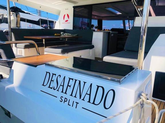 Image of Desafinado yacht #6