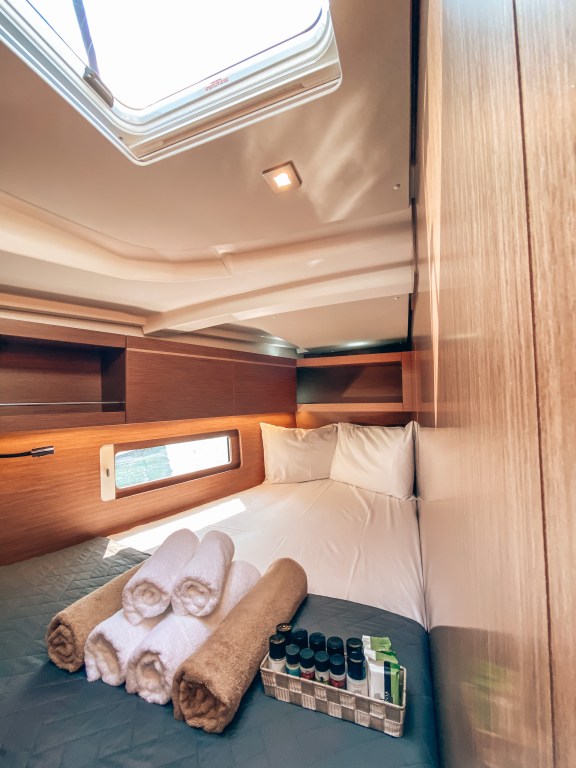 Image of Whisper yacht #18