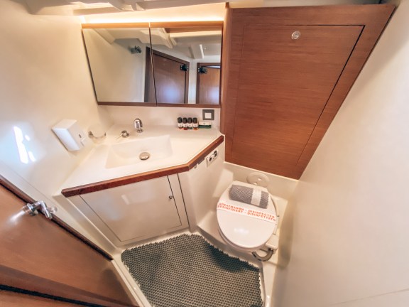 Image of Whisper yacht #24