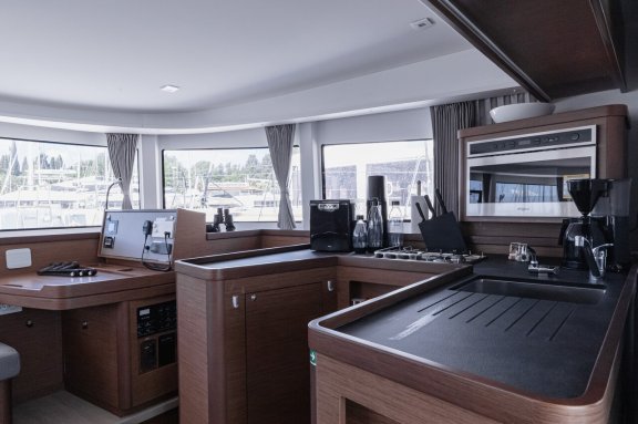 Image of Happy Key yacht #14