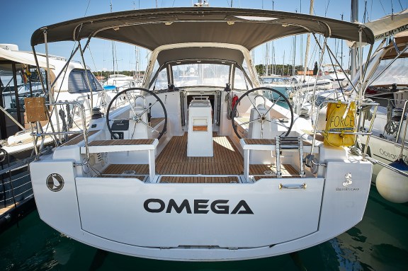 Image of Omega yacht #3
