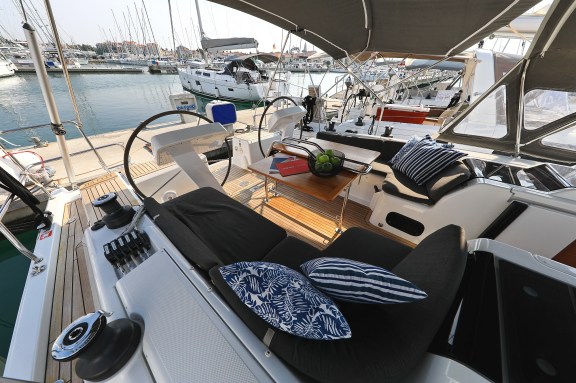 Image of Amarena yacht #8