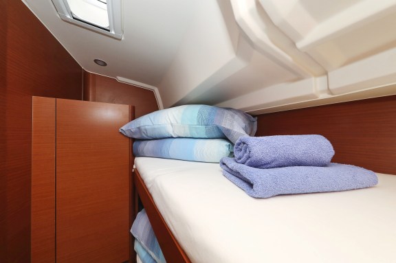 Image of Cosmopolitan yacht #21