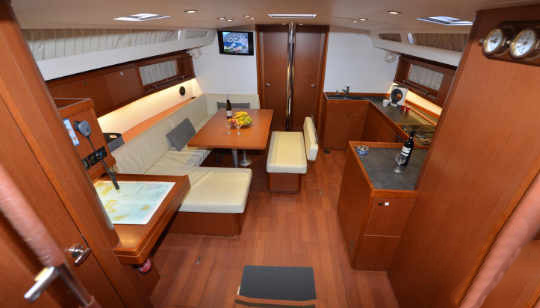 Image of Pherousa yacht #8