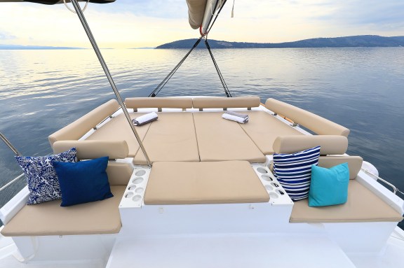 Image of Salty Dragon yacht #15