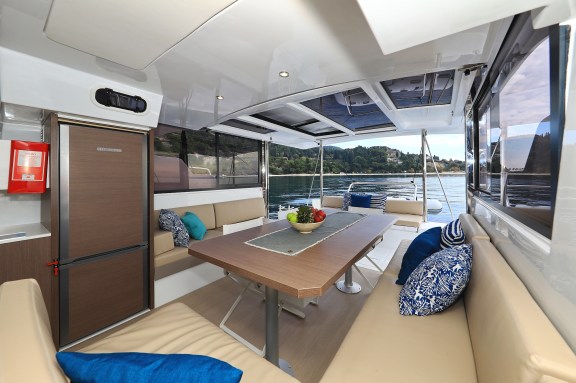 Image of Salty Dragon yacht #21