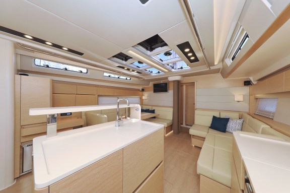Image of Nausicaa II yacht #15