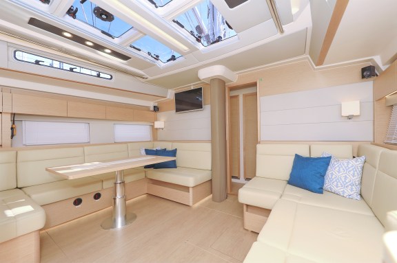 Image of Nausicaa II yacht #16