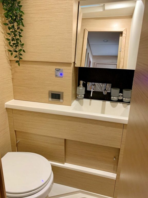 Image of Artemis yacht #25