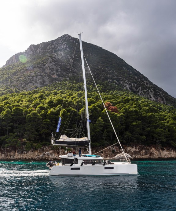 Image of Blue Velvet yacht #4