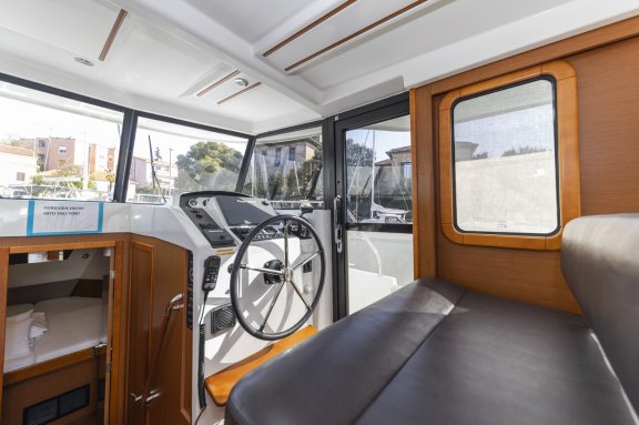 Image of Blue Sky yacht #11