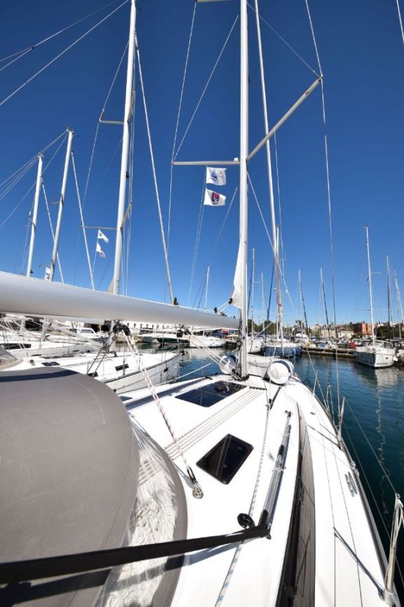 Image of Nixie yacht #4