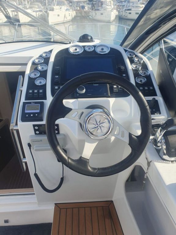 Image of Aero yacht #3