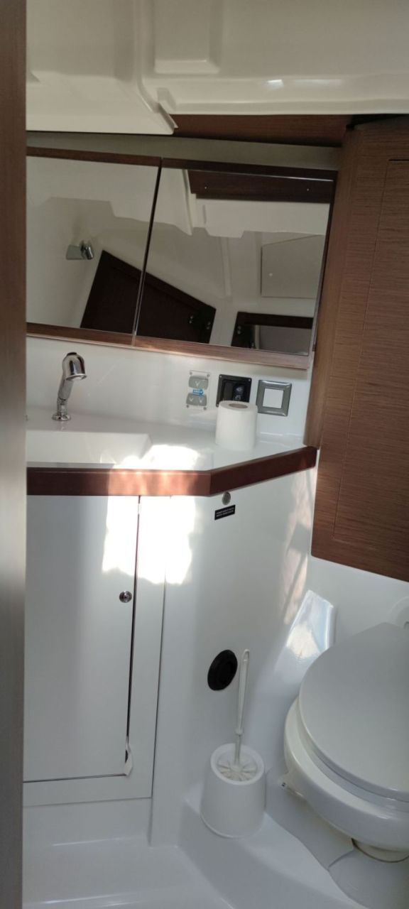 Image of Everest yacht #25