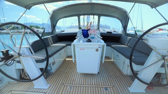 Image of Aeolian Melody yacht #5