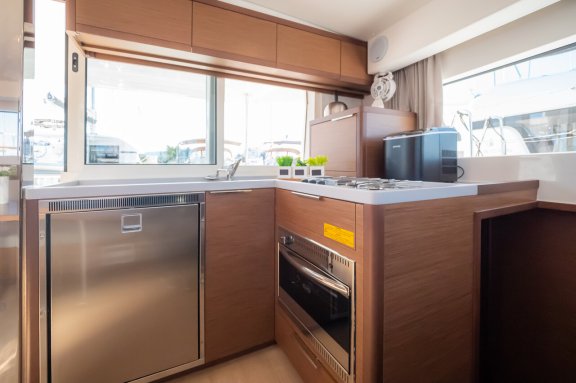 Image of Chingi Lingy yacht #7